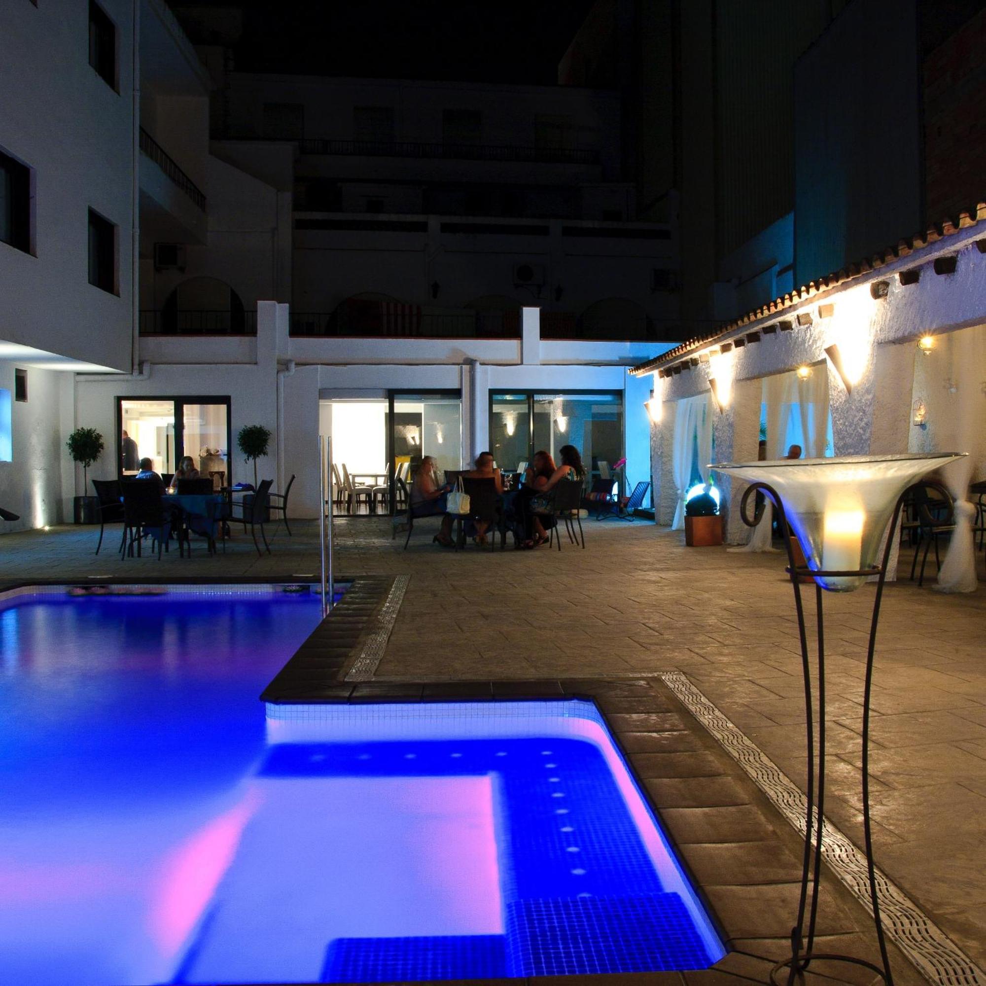 Hotel Salome กาลาเฟลล์ ภายนอก รูปภาพ
